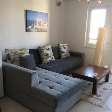 Διαμέρισμα Calis Beach, Venice B9 Apartment